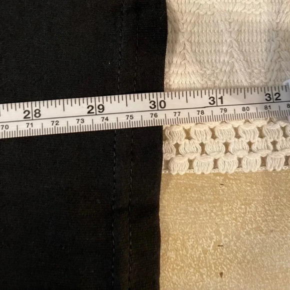 MARVEL DeadPool graphic T-shirt. Size medium - Picture 5 of 7